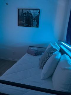 Secluded, Quiet, Cozy, & Modern - 5