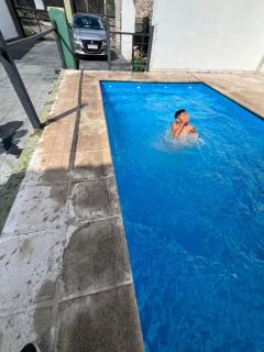 Los Gringuitos - Trapiche - 0