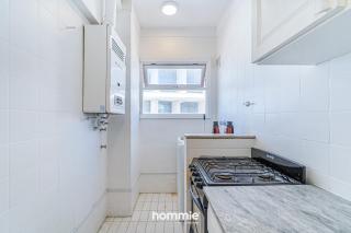 Depto en la costa y Alem - 2