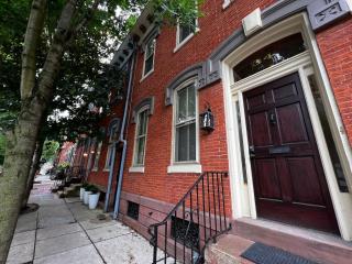 THE WINTER HOUSE - HISTORIC DOWNTOWN LANCASTER - 9