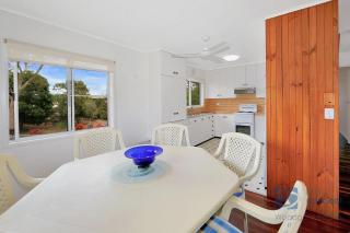 103 The Esplanade - Woodgate - 3