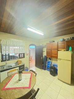 Casa com área gourmet e piscina em Caraguatatuba - 3