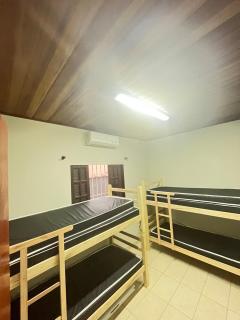 Casa com área gourmet e piscina em Caraguatatuba - 2