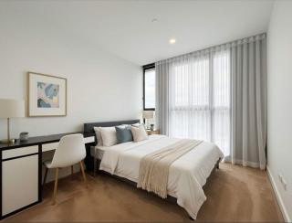 Modern City Views 2BR Apartment in Box Hill - 9