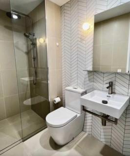 Modern City Views 2BR Apartment in Box Hill - 5