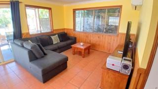 4 Grevillea Court - Woodgate - 2