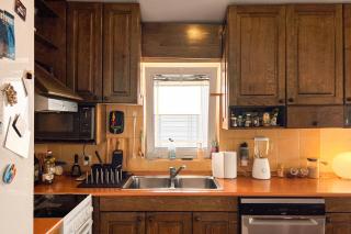 Room for one in sunny 93m2 apt - 1