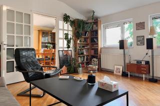 Room for one in sunny 93m2 apt - 8