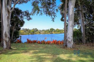 27 Lorikeet Avenue - Woodgate - 1