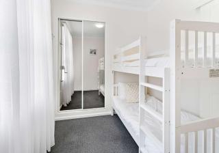 Coastal Palms - Family & Pet-Friendly Beachside Haven - 1