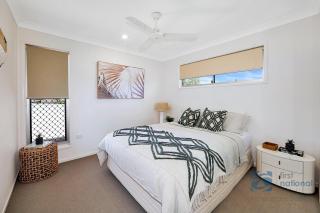 1/11 Oak Street - Woodgate - 1