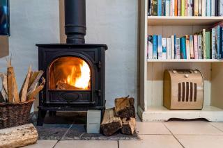 Ian's Cottage, Wedmore - country cottage for two - 8