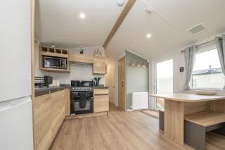 New - 3 bedroom Caravan, 140 Pasture Lane - 1