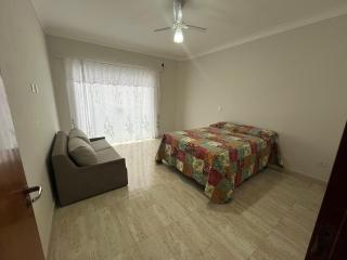 Casa completa perto da Praia Grande e centro - 3