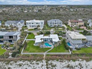 The Swift Cottage 705 Pv Blvd, Pvb, Fl 32082 - 7