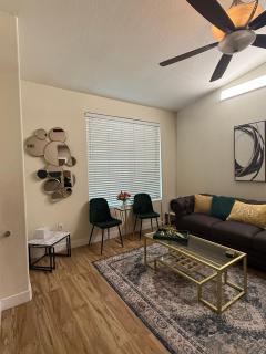 Great Amenities, Pool, Sauna Gym - 9