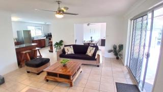 Peaceful Country Home Between Brisbane & GC - 9