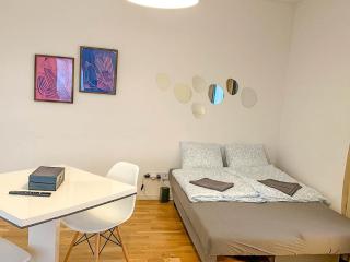 Serene Apartment near Wenceslas Sq & Main Station - 1