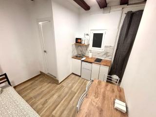 Apartments in Ciutat Vella, walking everywhere - 3