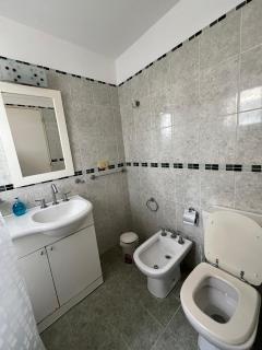 Cómodo, a metros del Shopping Abasto - 4