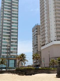 Apartamento novo pé na areia vista mar - 8