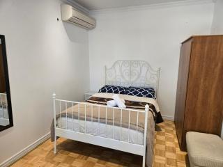 Delightful room near Metro Monk station with Self Check-in - 6
