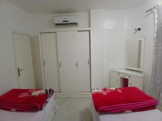 Arrabia in front of Beirut Hotel - 7