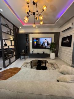 luxe 2 bedroom with snooker board- ikate lekki - 6