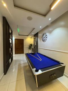 luxe 2 bedroom with snooker board- ikate lekki - 5