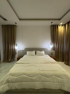 luxe 2 bedroom with snooker board- ikate lekki - 1