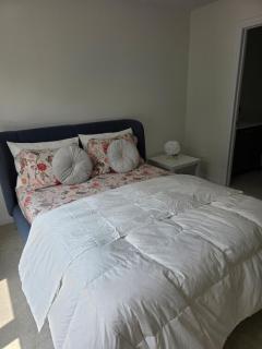 Modern Stylish Cozy Home Balcony Wifi - 1