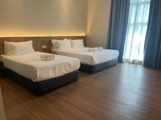 Roxy Hotel Aiman - 0