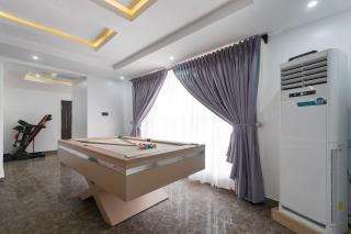 Oniru VI BR 3BA - Spacious, Fast Wifi, Pool, Free Parking - 5