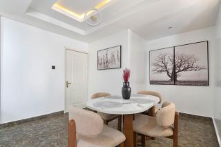 Oniru VI BR 3BA - Spacious, Fast Wifi, Pool, Free Parking - 4