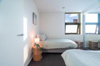 Walk to South Brisbane & Convention Centre - 1