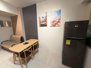 Staycation big room sm north grass residences 2 bed - 7