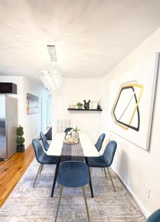 Luxury 3BR 2BA Retreat NYC Getaway Free Parking - 1