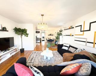 Luxury 3BR 2BA Retreat NYC Getaway Free Parking - 4