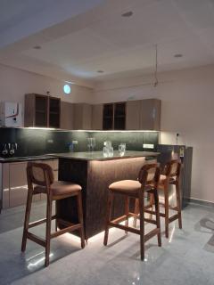 Luxury Penthouse - Forest View, Bar & Gazebo - 0