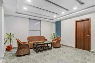 Collection O Yamuna Palace Near Gomti Riverfront Park - 6