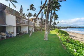 Maalaea Surf A6 · MAS A6 Remodeled Beachfront 2BD w Year Round B - 8