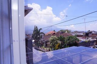Cerita Pagi Villa Highland Batu - 8