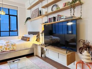 Charming City Nook Steps From Everything Queen St - 1