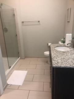 The Nash Luxe, Pool, Gym, Nightlife! - 3