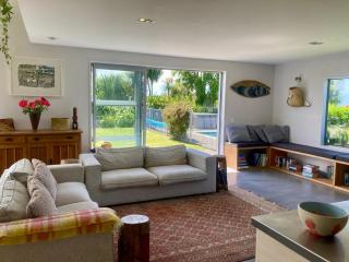 Tropical Oasis in the Heart of Māpua - 0