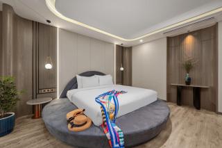 Chi House Danang Hotel and Apartment - 2