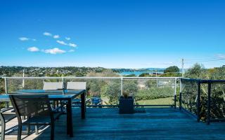 Waiheke island - Oneroa quiet views and location! - 8