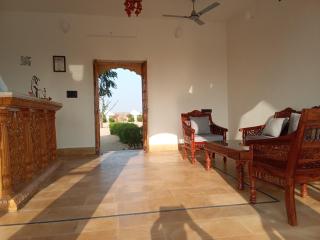 Sunny Desert Camp - 3