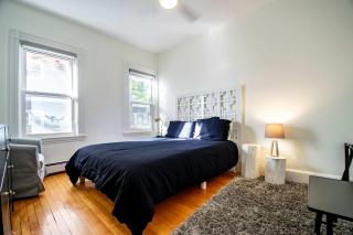 Cambridge Base Steps to Porter Square - 9