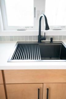 Beachside Bungalow - Charlestown RI - 5